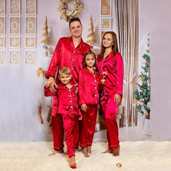 Silk Family Christmas Pajamas Sleepwear Satin Tops+Pants 2pcs Nightwear Pajamas Loungewear Solid Matching Suits For The Family